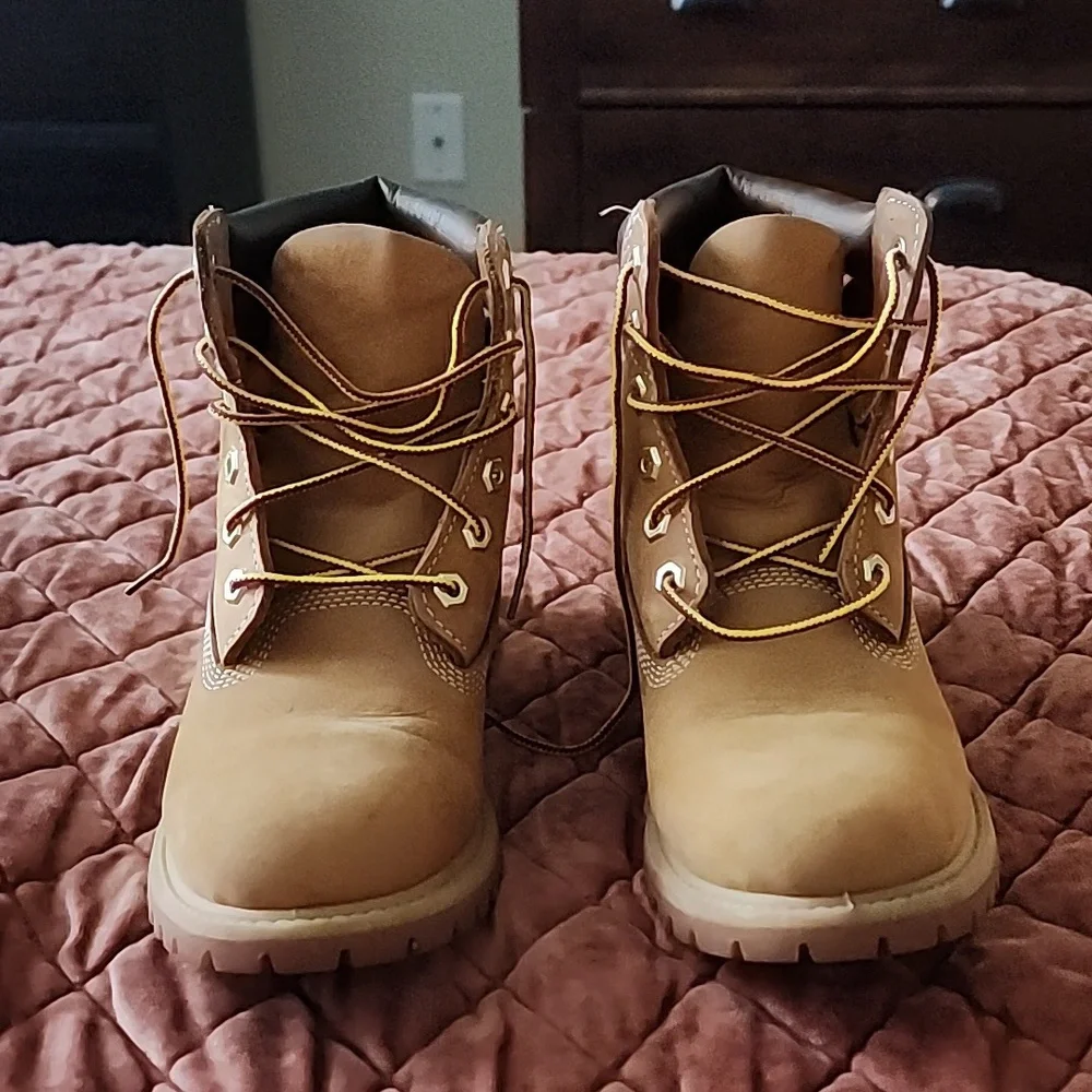 Timberland boots 6.5M - Picture 5 of 6